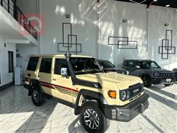 تويوتا لاند كروزر 76